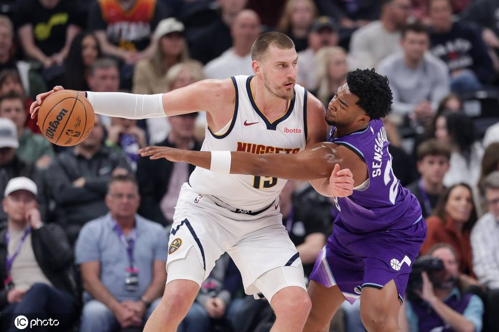 史诗级成就!约基奇15+17+12 连续第二赛季达场均三双